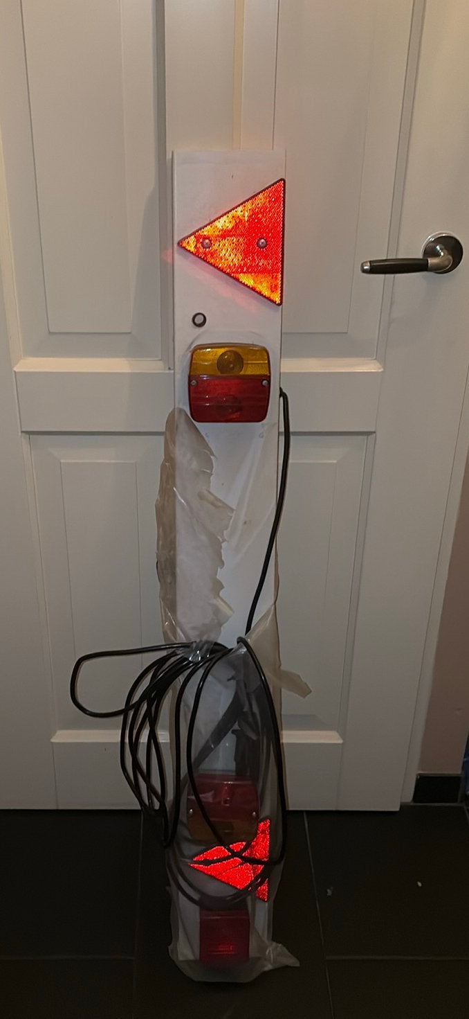 Lichtbalk voor aanhanger of boot trailer, Ophalen