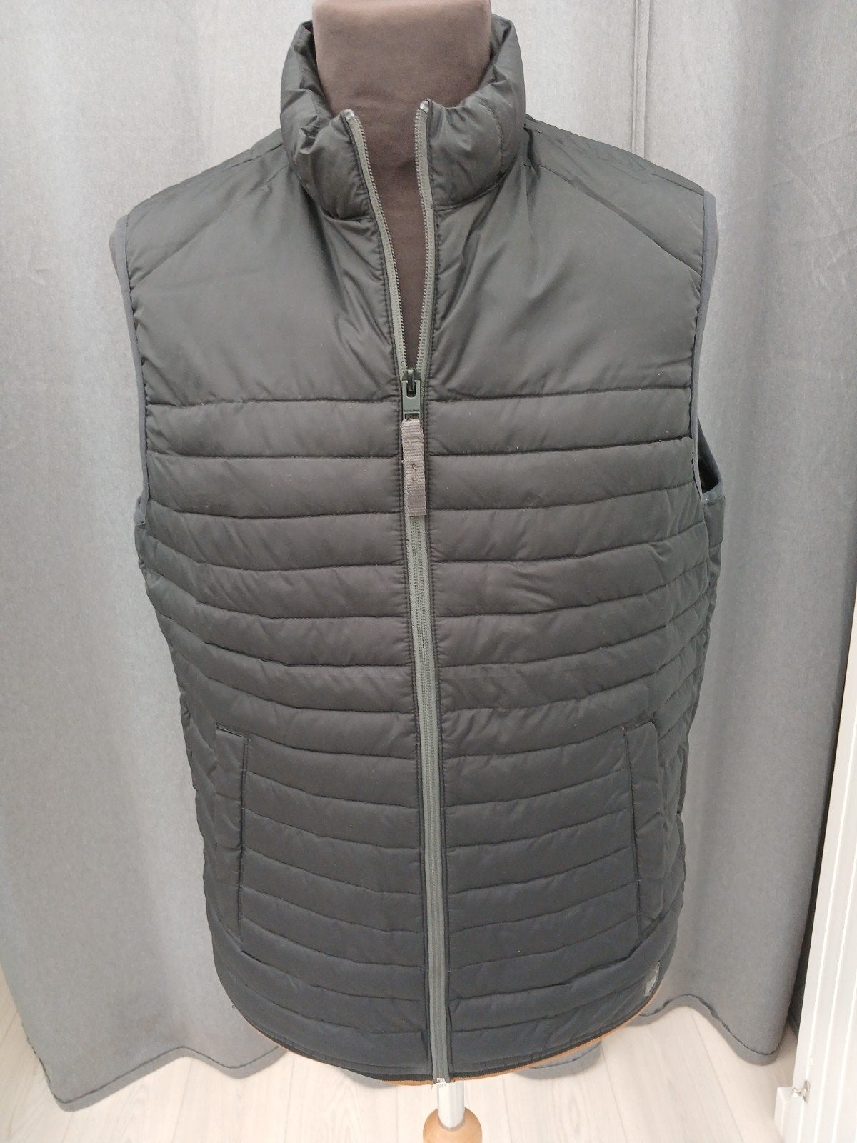 Jack&Jones zwarte bodywarmer maat S, Kleding | Heren, Bodywarmers, Zwart, Jack&Jones, Ophalen of Verzenden, Zo goed als nieuw