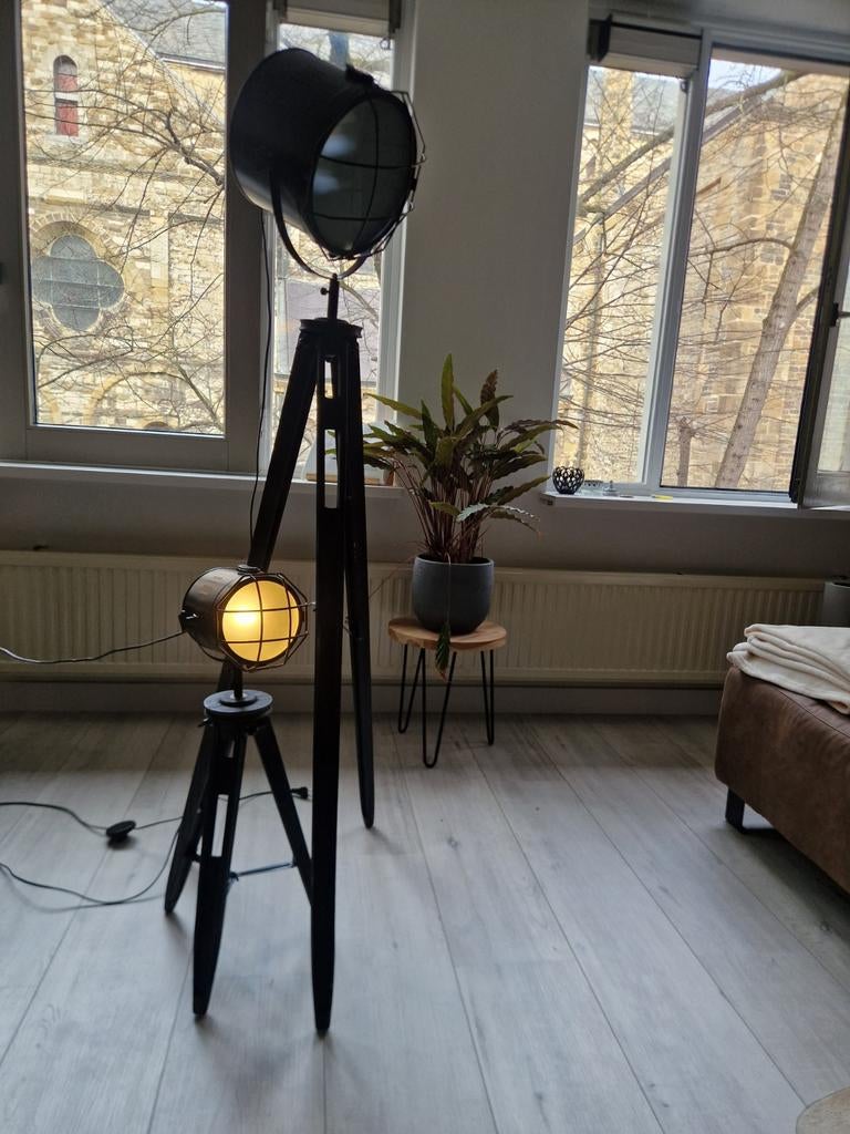 Set van twee staande lampen, Huis en Inrichting, Lampen | Vloerlampen, Ophalen of Verzenden, 150 tot 200 cm