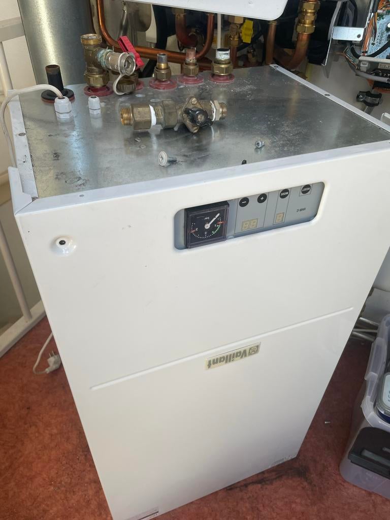 Vaillant VHR NL 24-28 C HR-ketel, Ophalen, 30 tot 80 cm, Gebruikt, Hoog rendement (Hr)