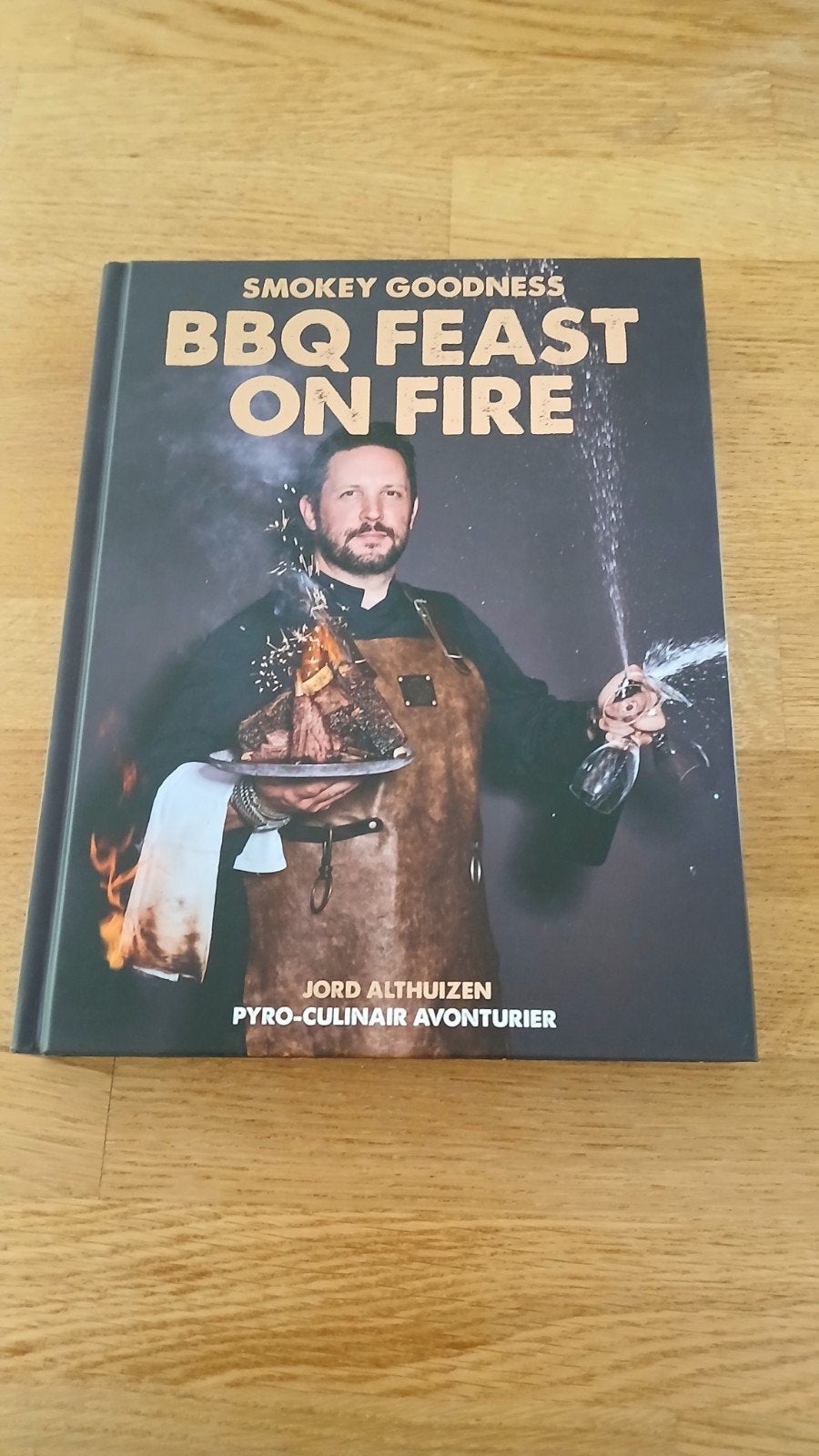 Jord Althuizen - Smokey Goodness BBQ Feast on Fire, Ophalen of Verzenden, Nieuw, Jord Althuizen