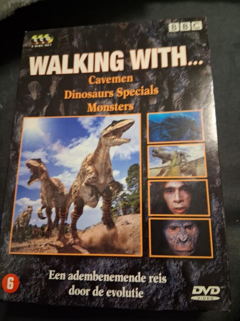 Walking With... Cavemen, Dinosaurs, Monsters DVD Boxset, Gebruikt, Boxset, Natuur, Ophalen of Verzenden