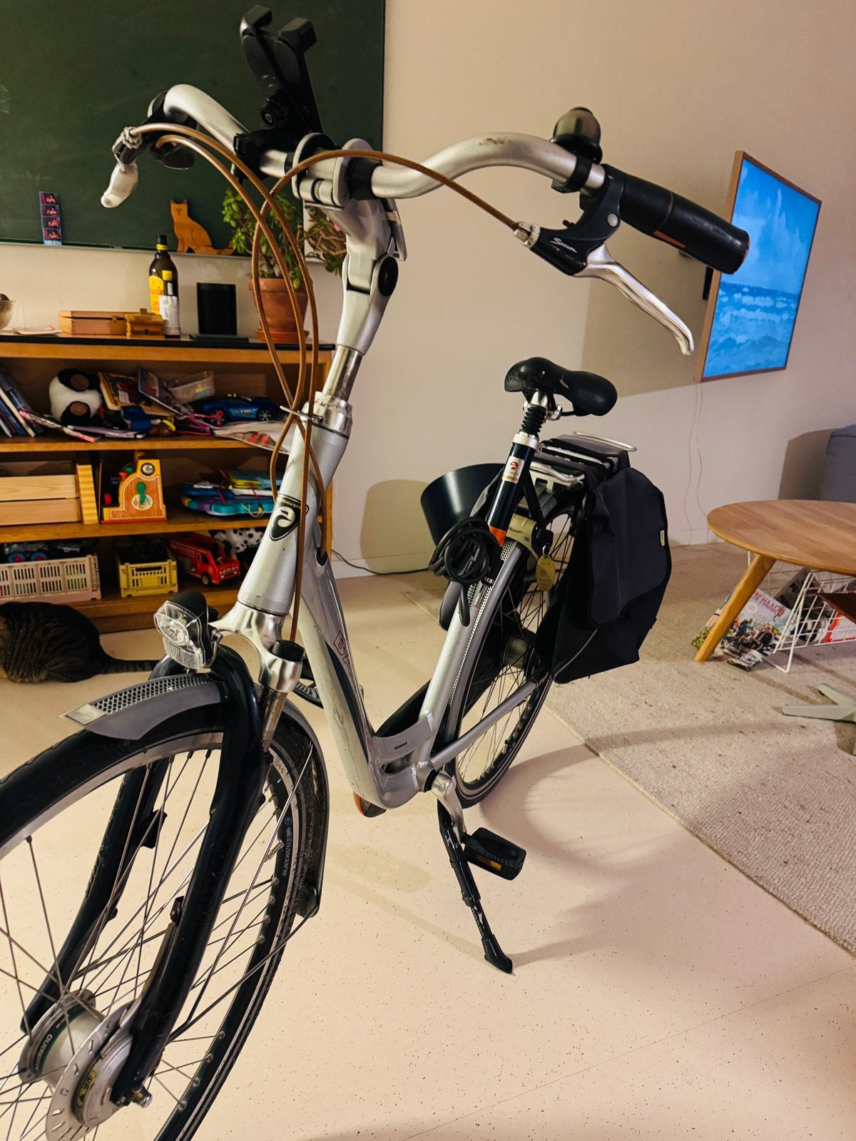 Batavus comfortfiets met voorvering en geveerde zadelpen, Fietsen en Brommers, Ophalen, Zo goed als nieuw, Batavus