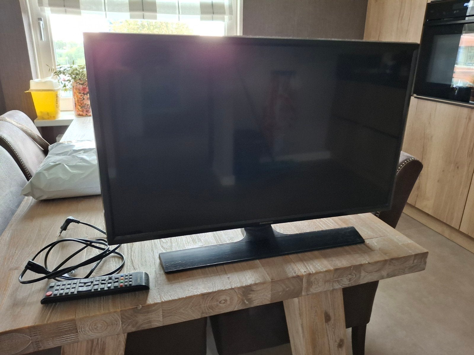 kleine tv/monitor, Ophalen, Gebruikt, 50 Hz, Samsung