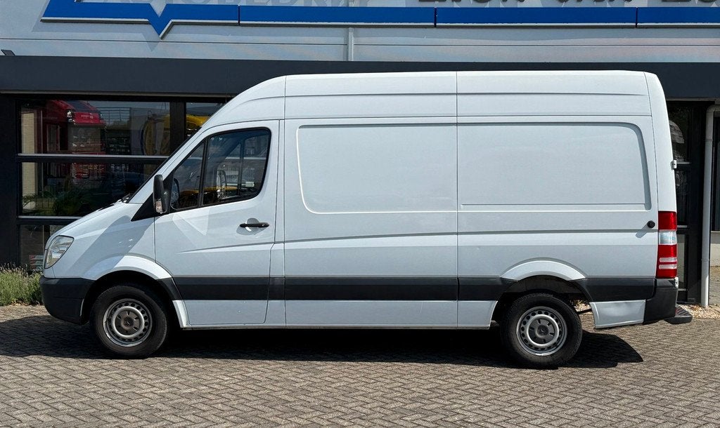 Mercedes-Benz Sprinter 310 2.2 CDI 366 HD DC L2H2 Airco NAP, Auto's, Euro 5, Gebruikt, Zwart, 2000 kg