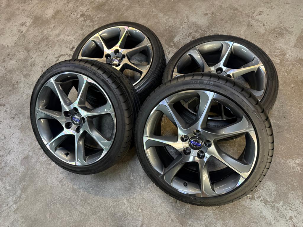 ✅ 18 inch Volvo Portunus Velgen 5x108 C30 V40 V50 S60 V70 R, Auto-onderdelen, Banden en Velgen, 18 inch, Gebruikt, Banden en Velgen