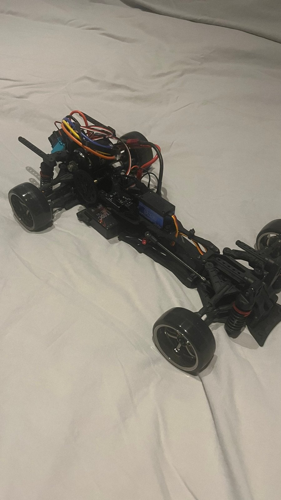 Volledig gebouwde sakura d6s rc drift auto, Hobby en Vrije tijd, Zo goed als nieuw, Schaal 1:10, Auto onroad, RTR (Ready to Run)