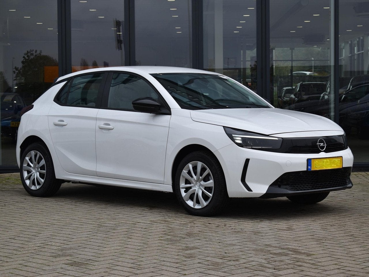 Opel CORSA-E Electric Edition 50 kWh VOORRAAD KORTING, Auto's, Opel, Automaat, 136 pk, Gebruikt, Parkeersensor
