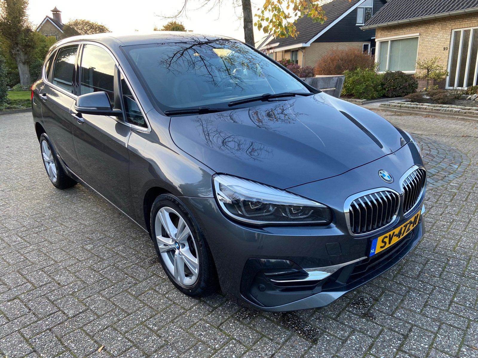 BMW 2-Serie Active Tourer 220i 192pk Dealer onderhouden, 1380 kg, Lichtsensor, Zwart, Particulier