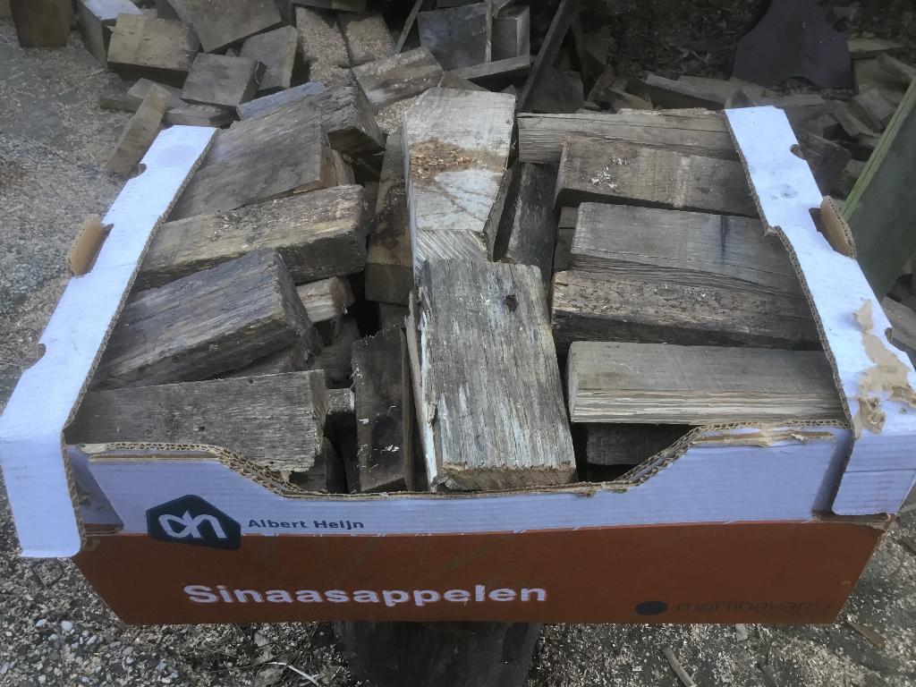 Brandhout voor haard kachel tuin camping Berkelland Haarlo, Minder dan 3 m³, Ophalen of Verzenden, Eikenhout, Blokken