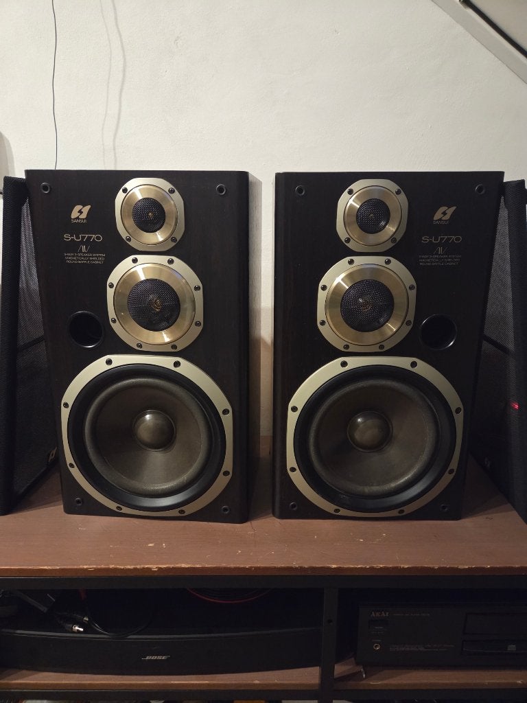 Sansui S-U770 3 weg speakers voor de Sansui liefhebber, Zo goed als nieuw, 60 tot 120 watt, Front, Rear of Stereo speakers, Ophalen