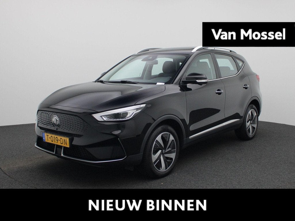 MG ZS EV Long Range Luxury 70 kWh | Panoramadak | Leder | Ap, Auto's, MG, 12 maanden, Gebruikt, ZS, Zwart