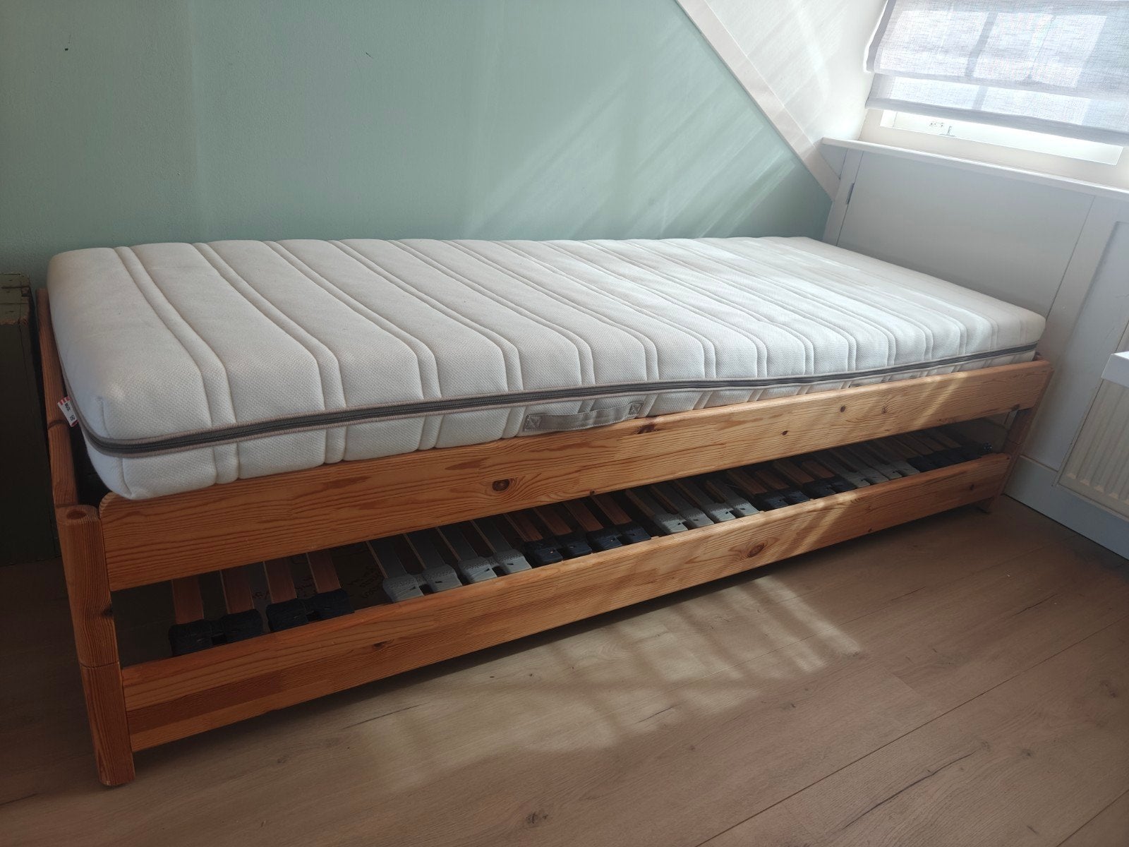 IKEA Utåker stapelbaar bed, Ophalen, Gebruikt, Eenpersoons, Bruin