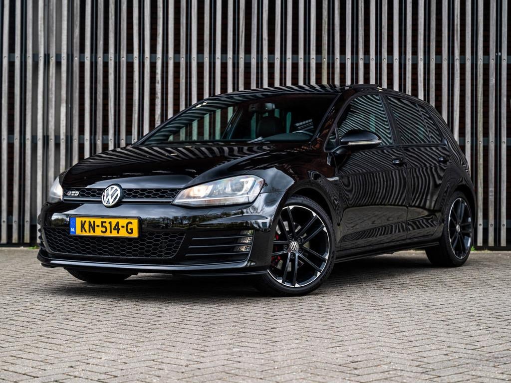 Volkswagen Golf 2.0 TDi GTD 184pk AUT. |Panorama|Leder|Navi|, Auto's, Gebruikt, 4 cilinders, Zwart, Leder