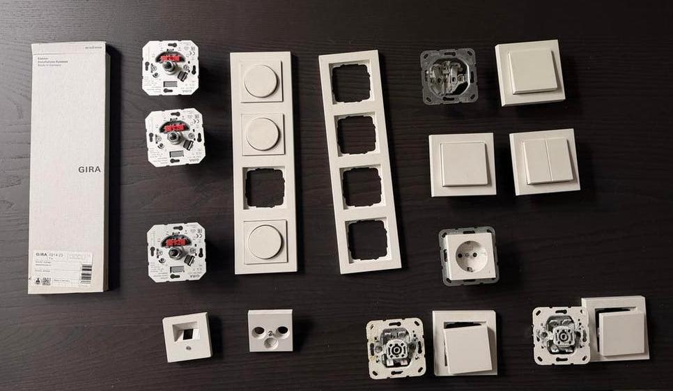 GIRA standaard 55 MAT WIT. Dimmers etc., Verzenden, Gebruikt, Overige typen