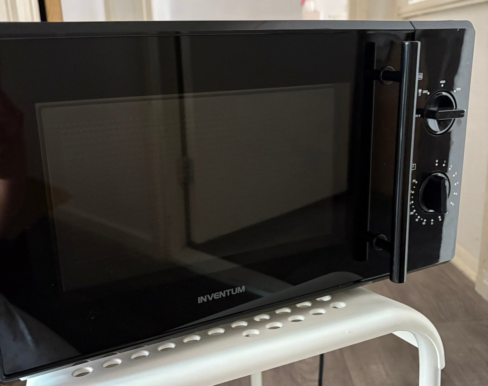Iventum magnetron NIEUW., Ophalen, Zo goed als nieuw, Minder dan 45 cm, Draaiplateau