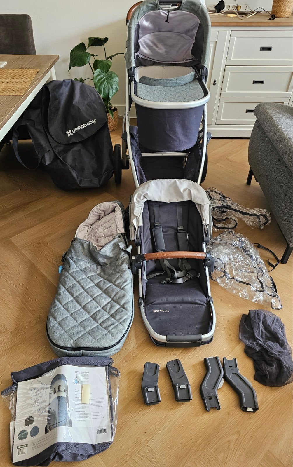 UPPAbaby Vista V2 Combiwagen met Reiswieg en Accessoires, Kinderen en Baby's, Kinderwagens en Combinaties, Overige merken, Gebruikt