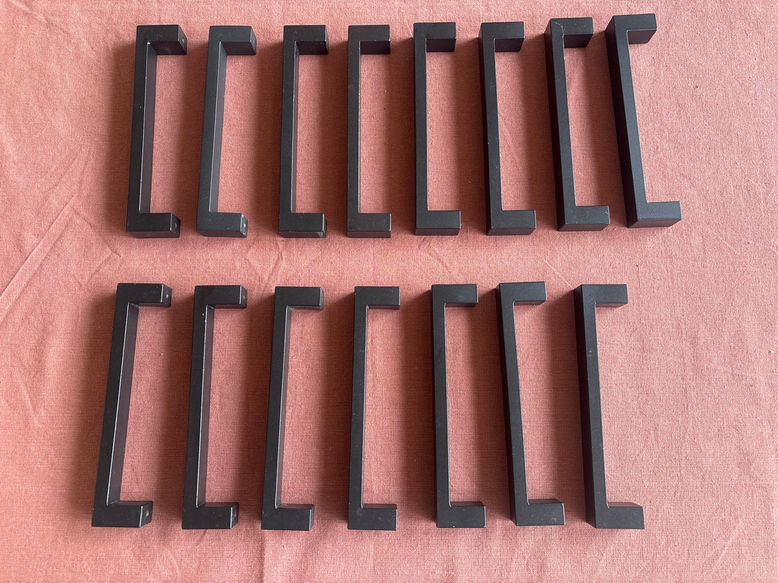 15x Zwarte keuken greepjes 160 mm - Zo goed als nieuw, Overige typen, Ophalen of Verzenden, Zo goed als nieuw, Zwart