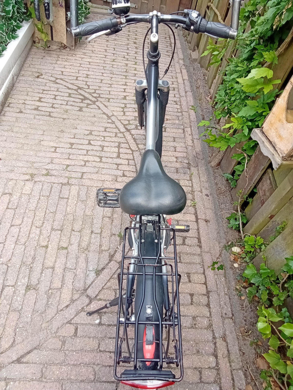 Jongensfiets grijs/zwart, Fietsen en Brommers, Fietsen | Jongens, Gebruikt, Versnellingen, Ophalen of Verzenden, 20 inch