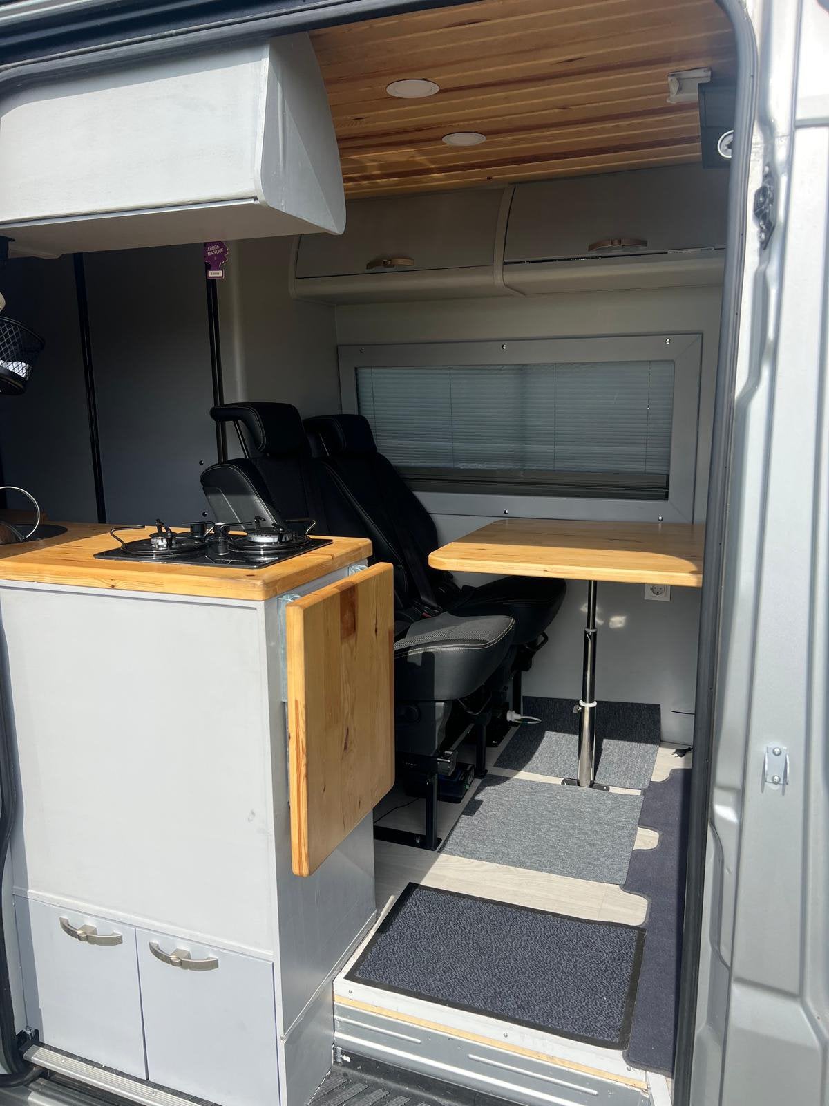 2 p bankje half leer isofix zelfbouwcamper oldtimer sprinter, Ophalen, Zo goed als nieuw