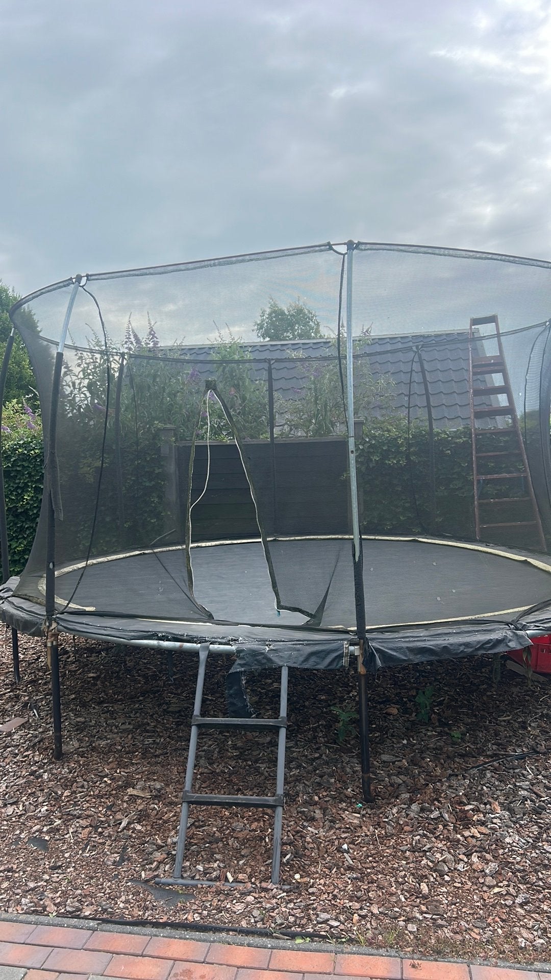 Trampoline, Ophalen, Gebruikt