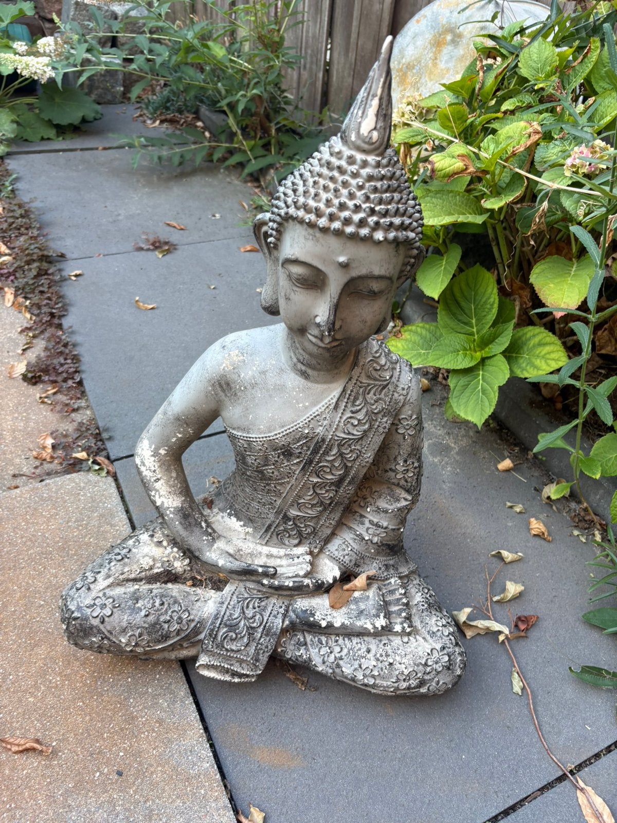 Boeddha beeld voor in de tuin, Tuin en Terras, Tuinbeelden, Ophalen, Gebruikt, Kunststof