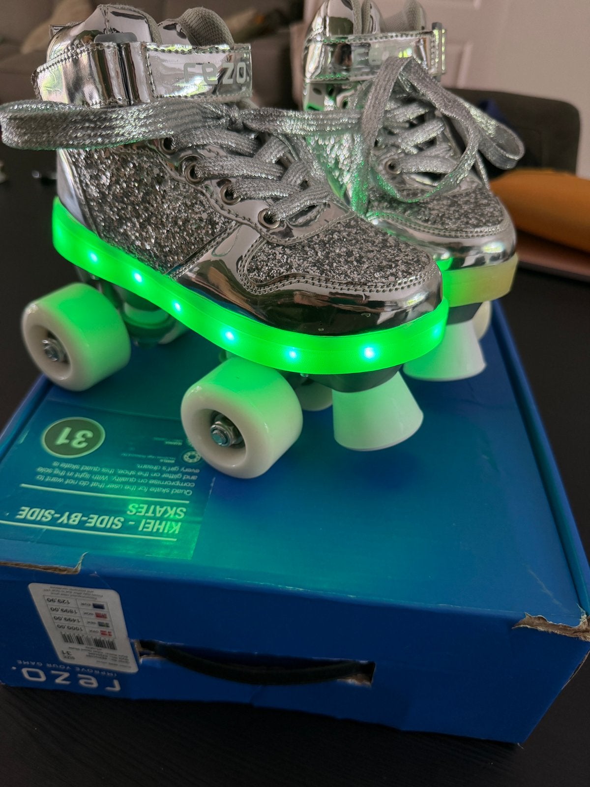 Rolschaatsen (skates) REZO maat 31, Ophalen of Verzenden, Zo goed als nieuw