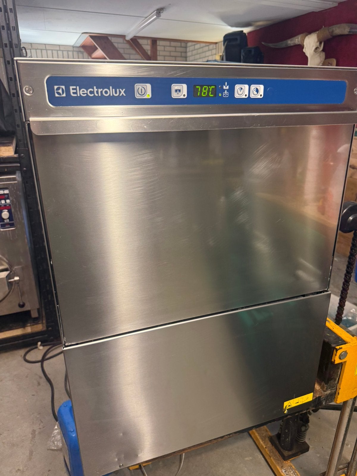 Electrolux  horeca vaatwasser / glazenwasser !Nieuwstaat!, Zakelijke goederen, Horeca | Keukenapparatuur, Ophalen of Verzenden