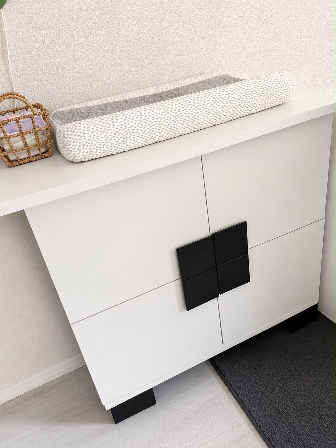 Complete babykamer: Ledikant, Commode en Kast, Kinderen en Baby's, Ophalen, 50 tot 70 cm, 105 cm of meer, Zo goed als nieuw
