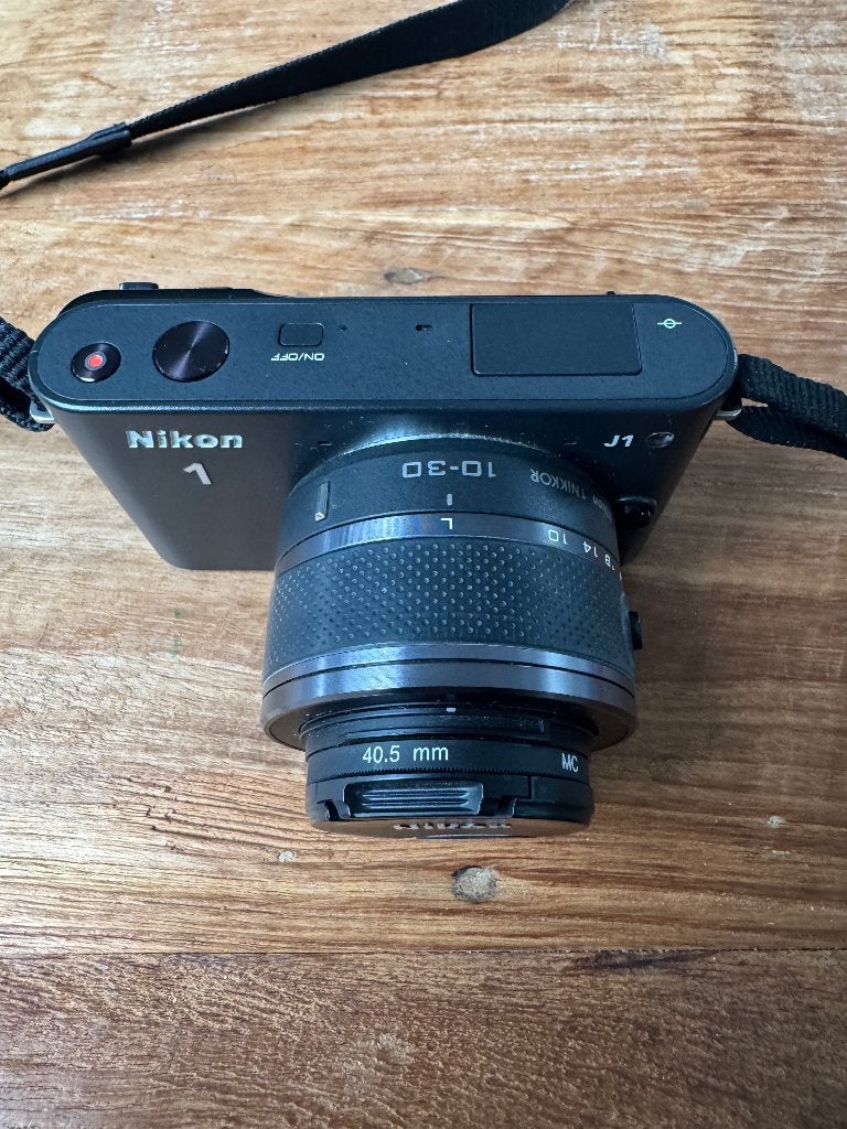 Nikon 1 J1, Audio, Tv en Foto, Ophalen, Gebruikt, 10 megapixels, Nikon