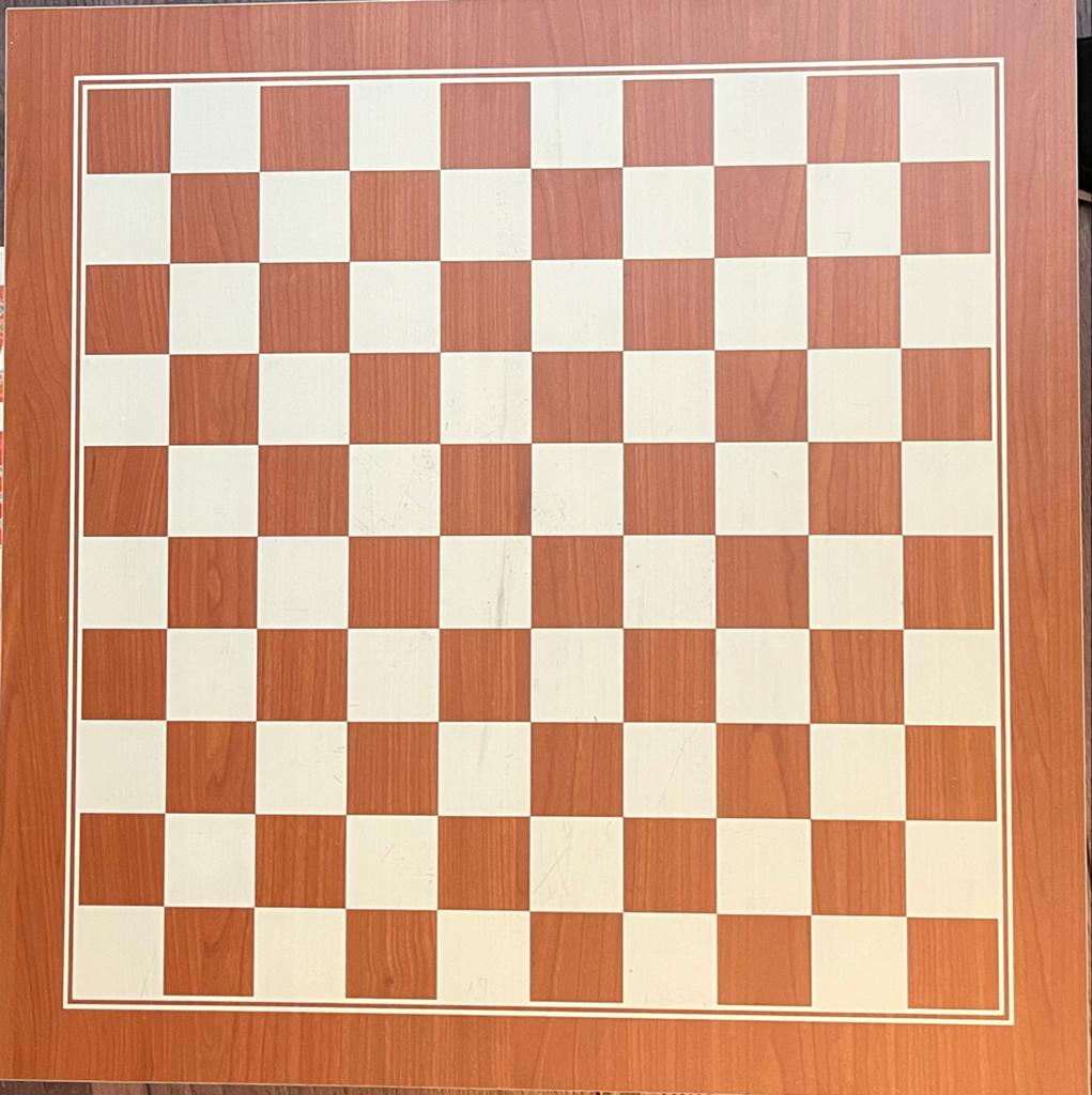 Schaakspel Revanch Staunton 4 met houten kist en bord, Een of twee spelers, Ophalen of Verzenden, Zo goed als nieuw
