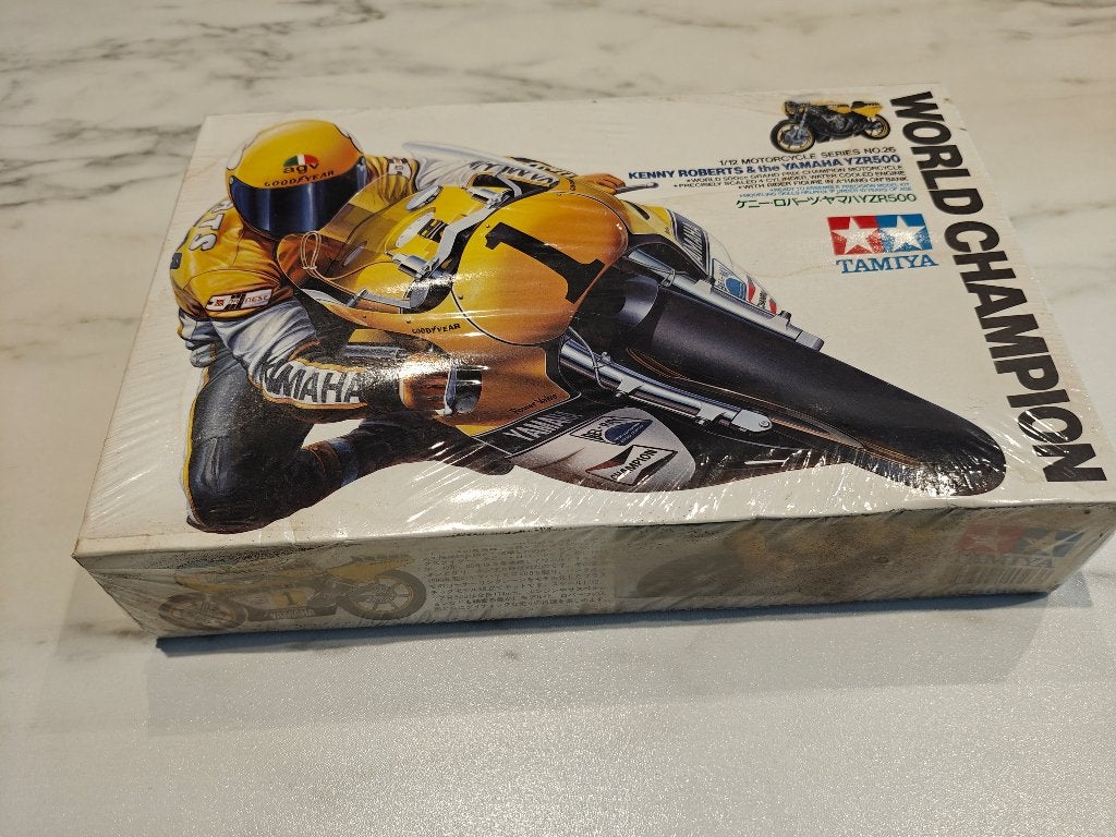 Tamiya 1/12 Kenny Roberts Yamaha YZR500 No.26 nieuw in folie, Nieuw, Ophalen of Verzenden, Tamiya, Groter dan 1:32