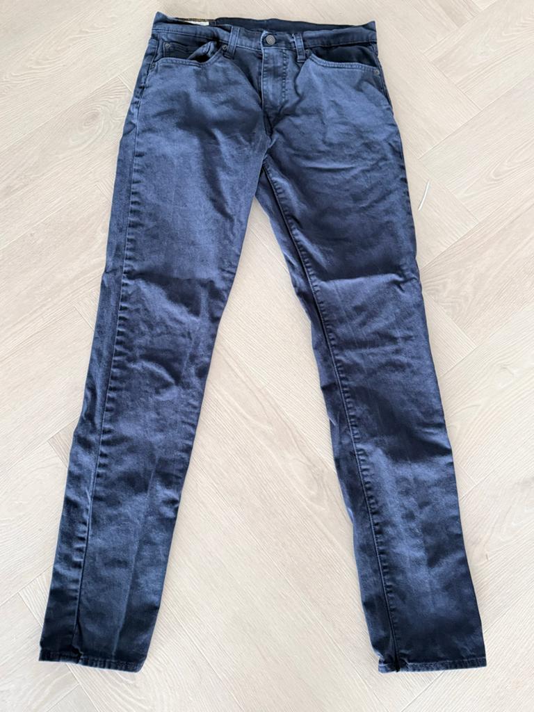 Levi's 512 Slim Taper Jeans W32 L34 - Zo goed als nieuw, Ophalen of Verzenden, Zo goed als nieuw, Blauw, W32 (confectie 46) of kleiner