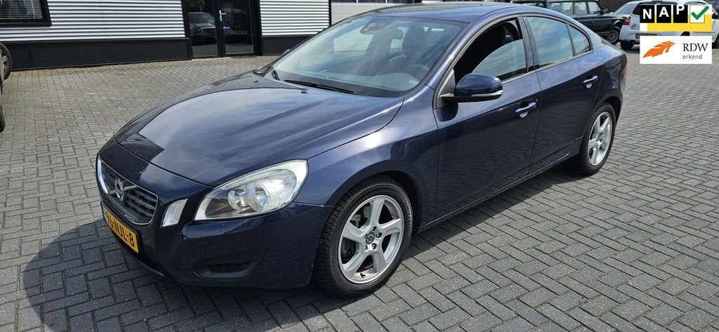 Volvo S60 2.0T Intro Edition AUTOMAAT, Euro 5, 4 cilinders, Blauw, S60