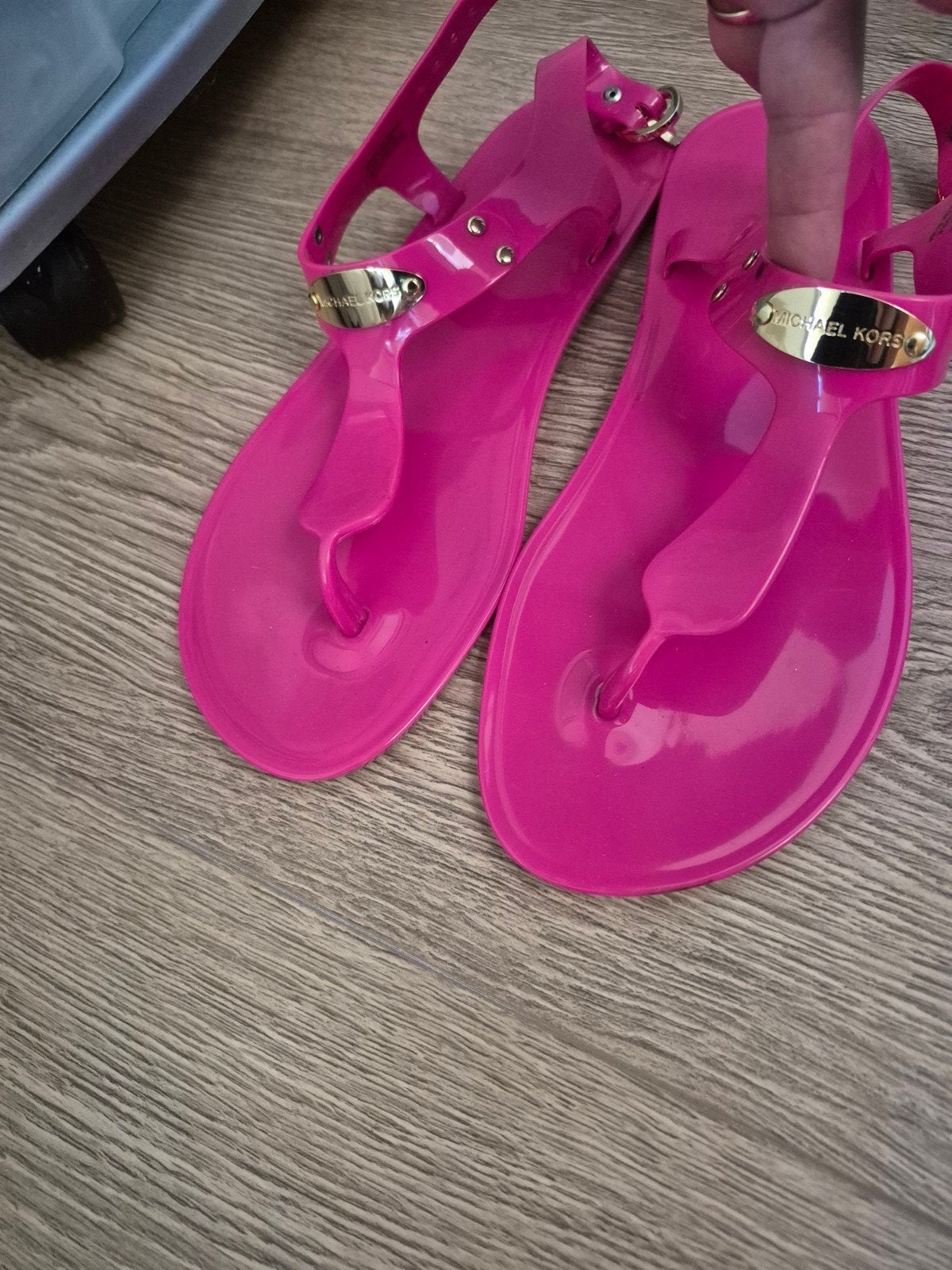 Sandalen teenslippers 38  nieuw Michael kors roze, Ophalen of Verzenden, Zo goed als nieuw, Sandalen of Muiltjes