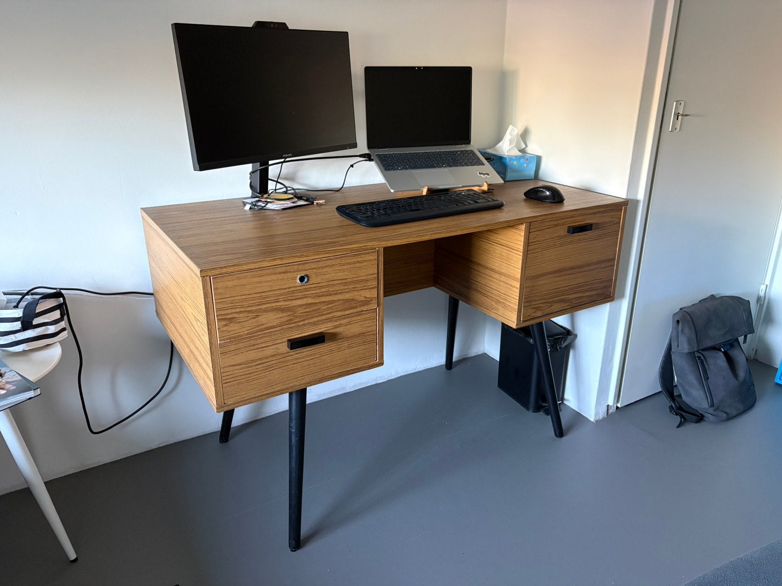 Bureau, Huis en Inrichting, Ophalen, Zo goed als nieuw