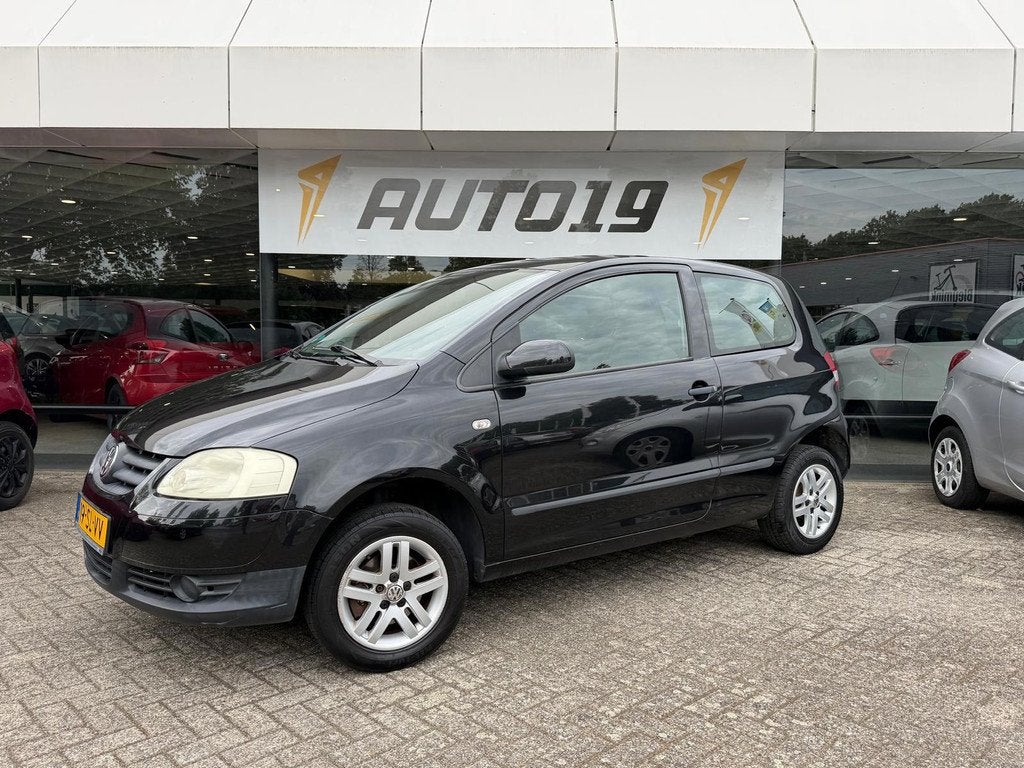 Volkswagen Fox 1.4 55kW Trendline Airco | LMV, Auto's, Volkswagen, Voorwielaandrijving, 4 cilinders, 4 stoelen, Zwart