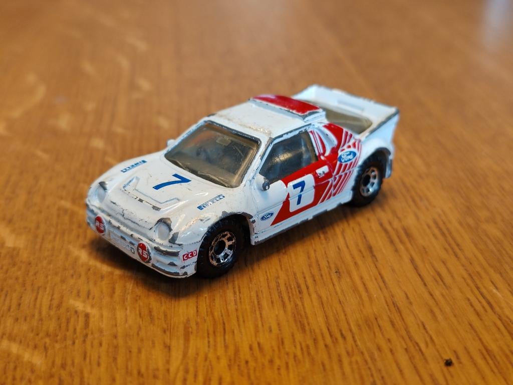 Matchbox Ford RS 200, Ophalen of Verzenden, Zo goed als nieuw, Auto