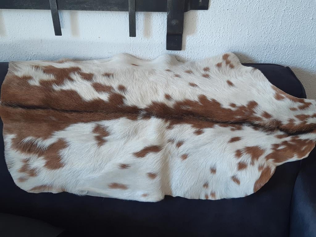 Mooi vachtje "kleedje" stoer brocante ,sober, Ophalen