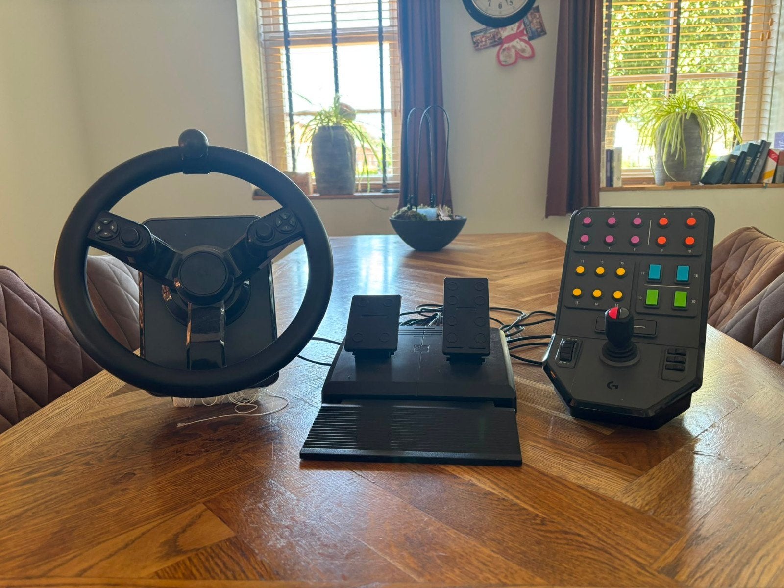 Logitech G Stuur, Pedalen en Joystick voor Farming Simulator, Ophalen