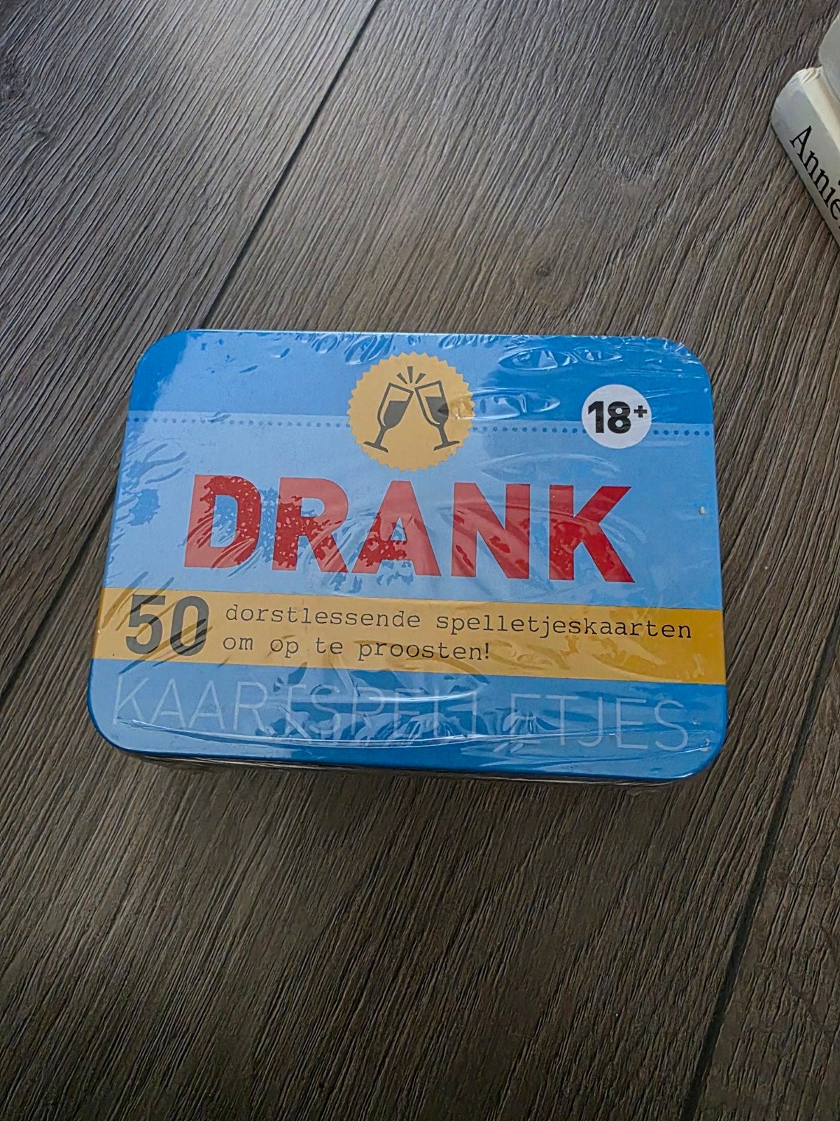 Drankspel Kaartspel 18+ - 50 dorstlessende spelletjes, Hobby en Vrije tijd, Gezelschapsspellen | Kaartspellen, Vijf spelers of meer