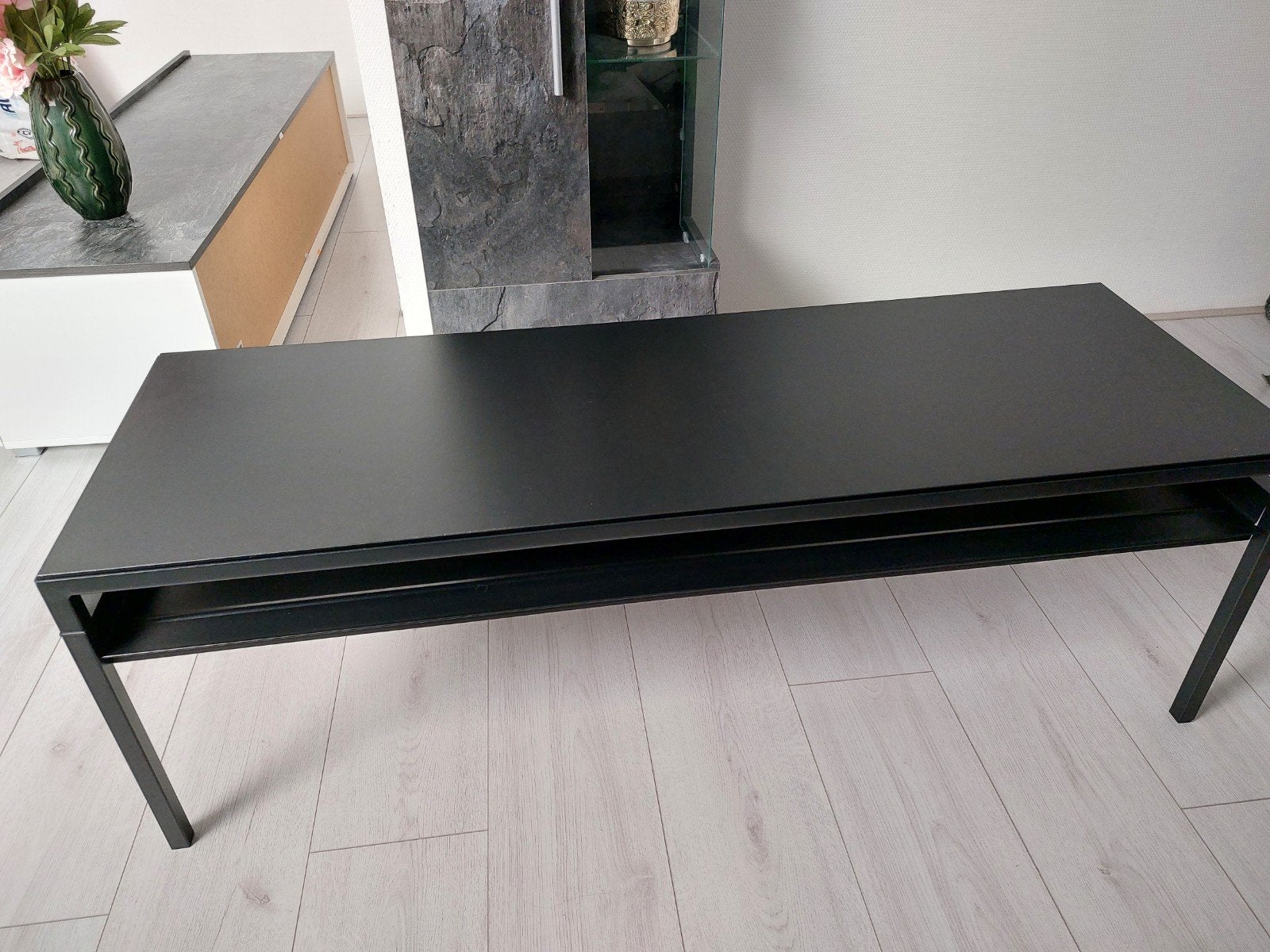 Salontafel van Ikea "NYBODA", Ophalen, 100 tot 150 cm, Zo goed als nieuw, 25 tot 50 cm