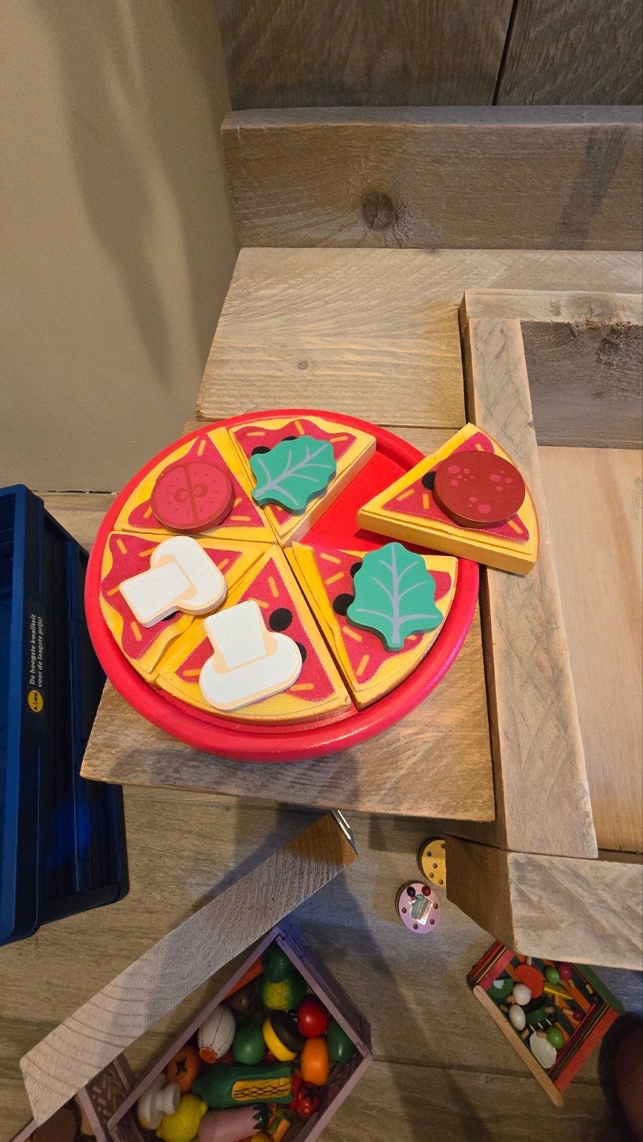 Foto 13 van Houten speelkeuken met accessoires