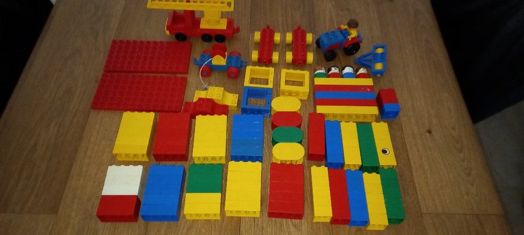 Duplo stenen-poppetjes-brandweerauto-bouwplaten-tractor enz, Kinderen en Baby's, Ophalen of Verzenden, Gebruikt, Duplo