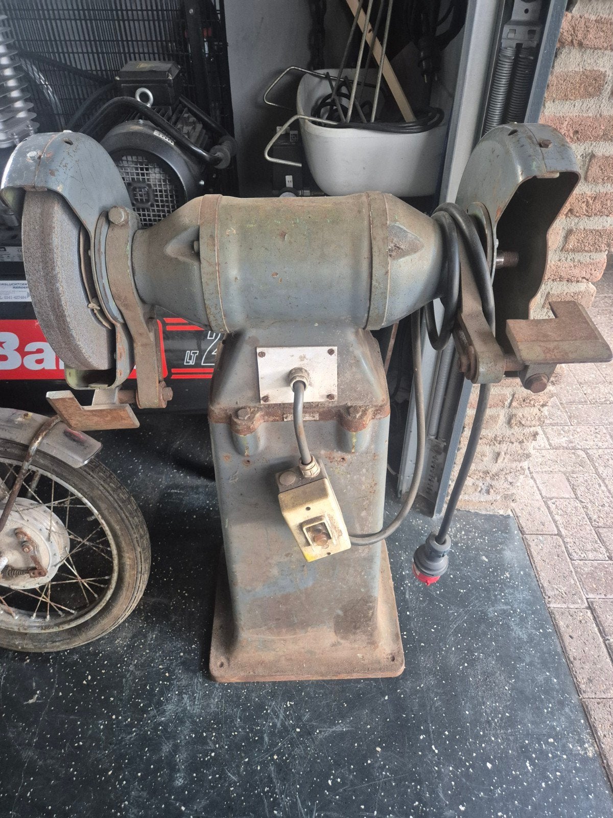 Slijpsteen, Ophalen of Verzenden, Minder dan 700 watt, Werkbankslijpmachine