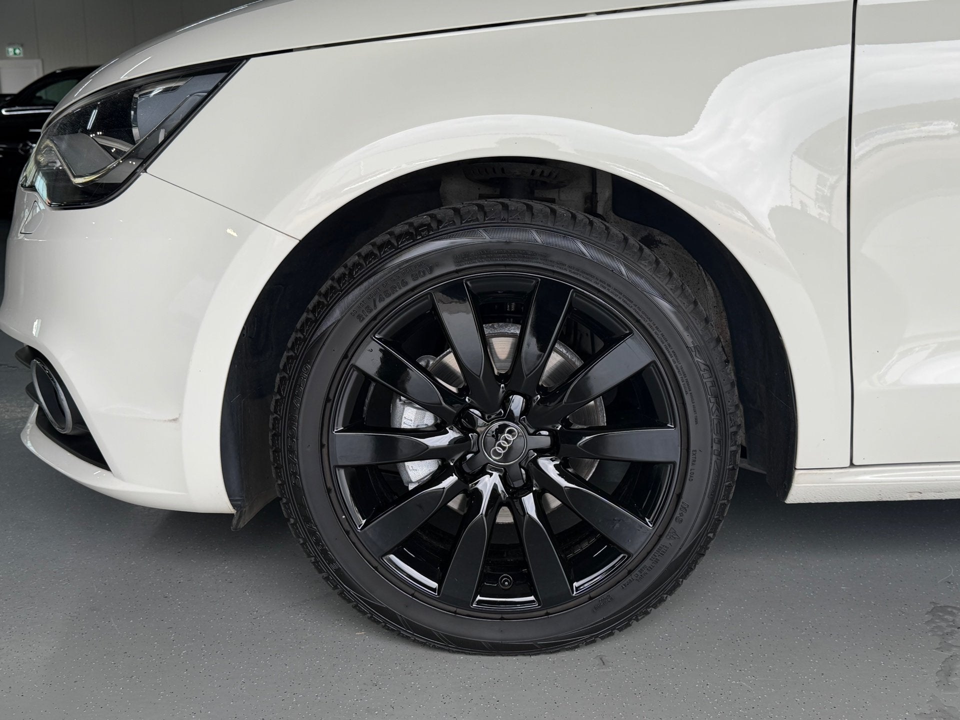 Audi A1 1.2 TFSI 86PK Pro Line S PANO/CRUISE/NAVI/STOELVRM, Auto's, Voorwielaandrijving, Zwart, 4 cilinders, 4 stoelen