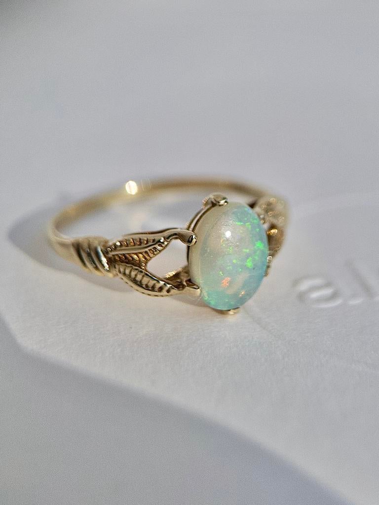 Vintage 9k Gouden Ring met Opaal, Sieraden, Tassen en Uiterlijk, Ringen, Gebruikt, Dame, 19 tot 20, Goud, Goud, Met edelsteen