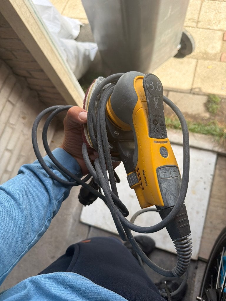 Mirka deos, Ophalen of Verzenden, Zo goed als nieuw, 1200 watt of meer, Excentrische schuurmachine