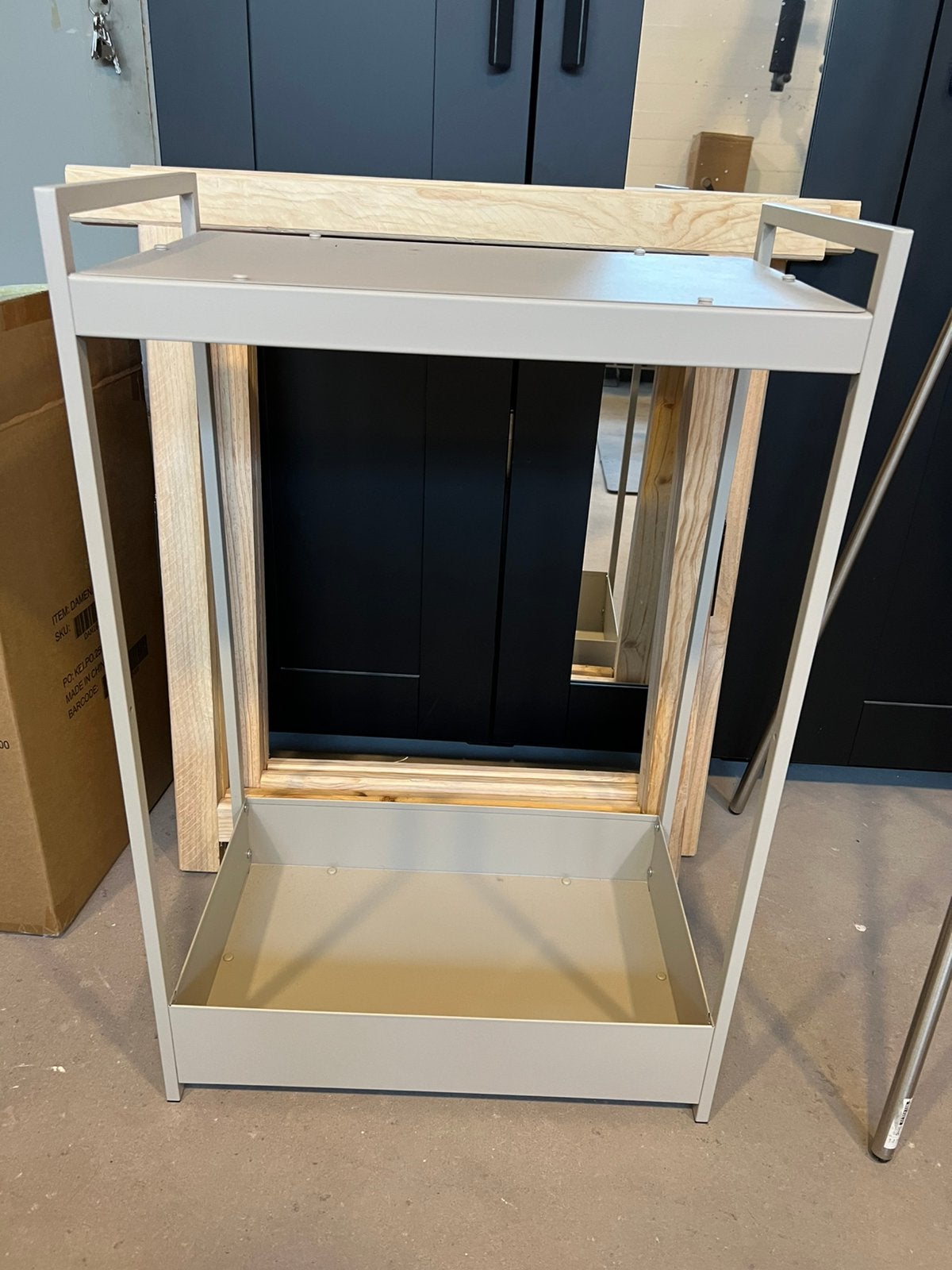 IKEA ROLTAFEL - NISSAFORS Beige, Ophalen, Nieuw, 25 tot 50 cm, Rechthoekig