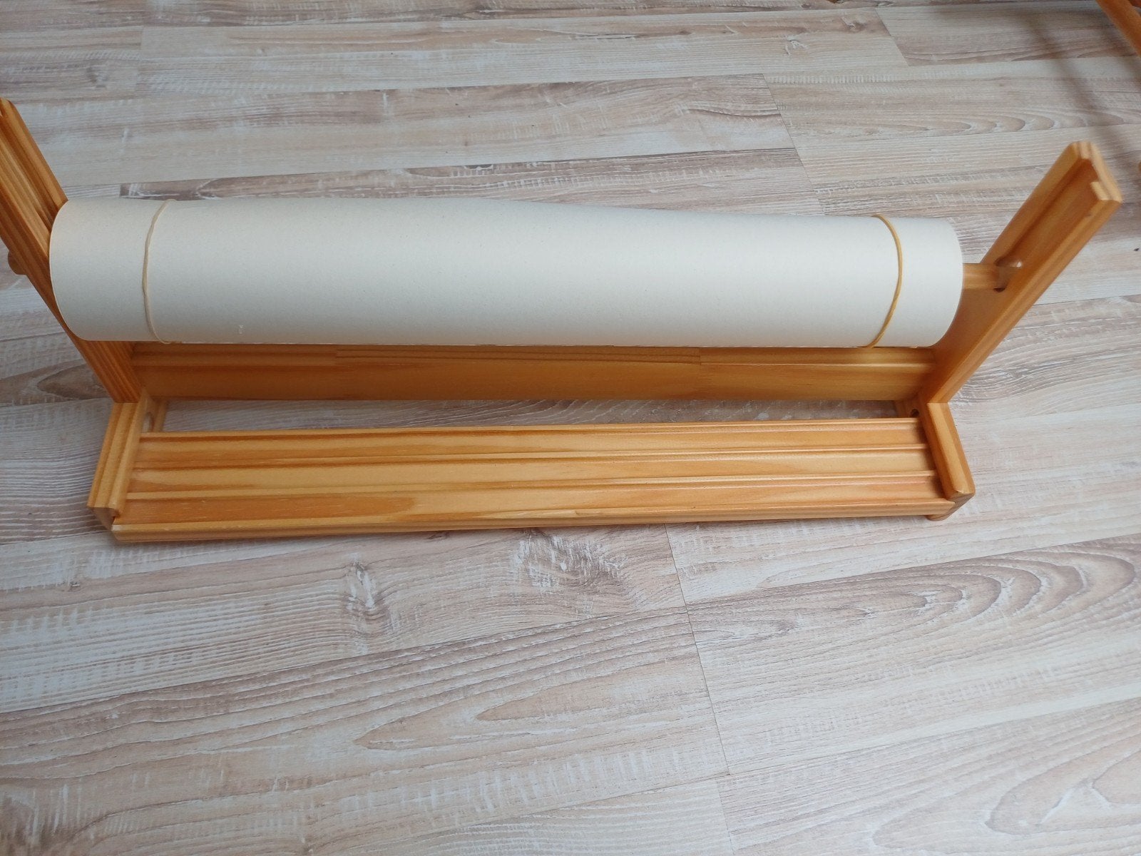 Ikea tekenrolhouder met opbergvak, Ophalen, Gebruikt, Knutselen